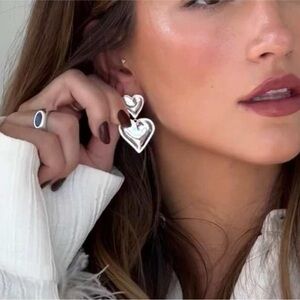 Diana Heart Earrings